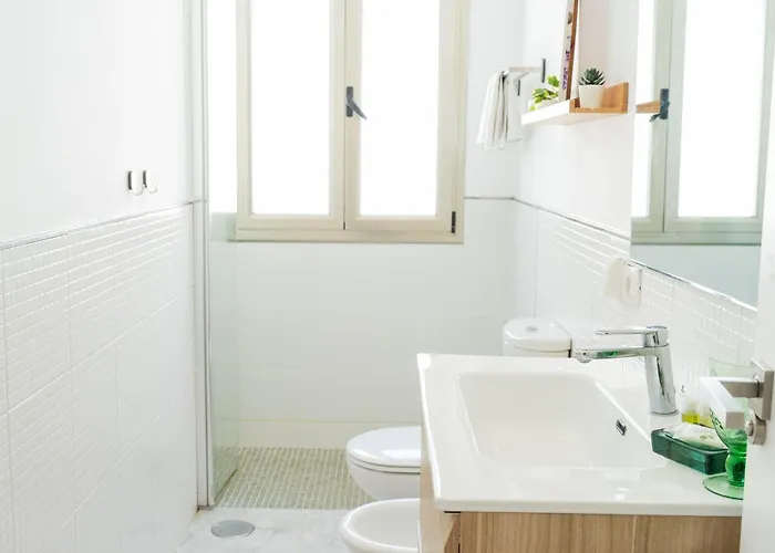 With Private Pool & Ocean Views *