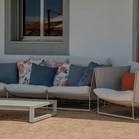 With Private Pool & Ocean Views Апартаменты Адехе