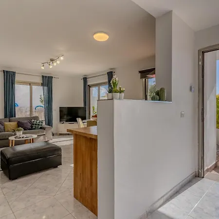 With Private Pool & Ocean Views Apartment