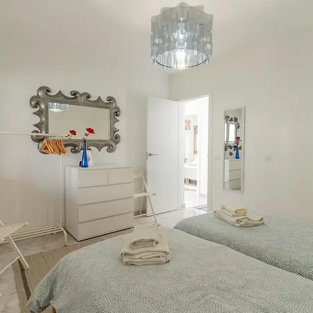 With Private Pool & Ocean Views Апартаменты