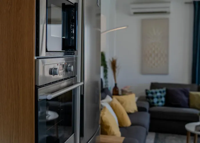 Apartamento With Private Pool & Ocean Views