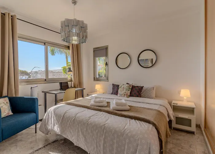 Apartamento With Private Pool & Ocean Views Costa Adeje (Tenerife)