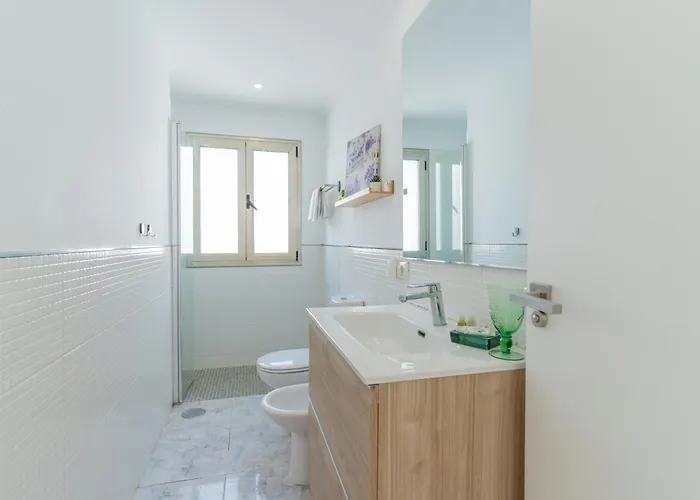 Apartamento With Private Pool & Ocean Views Costa Adeje (Tenerife)