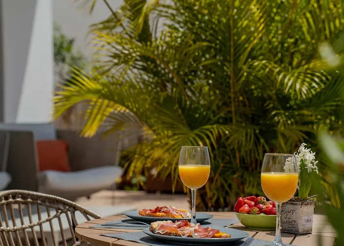 Apartamento With Private Pool & Ocean Views Costa Adeje (Tenerife)