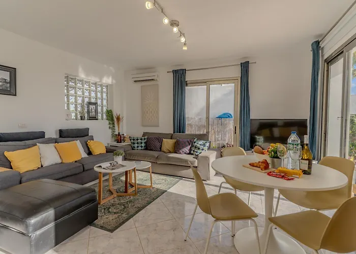 Apartamento With Private Pool & Ocean Views Costa Adeje (Tenerife)