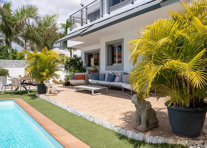 With Private Pool & Ocean Views * Costa Adeje (Tenerife)