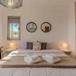 With Private Pool & Ocean Views Apartment